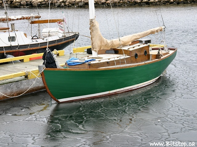 070325-boat.jpg